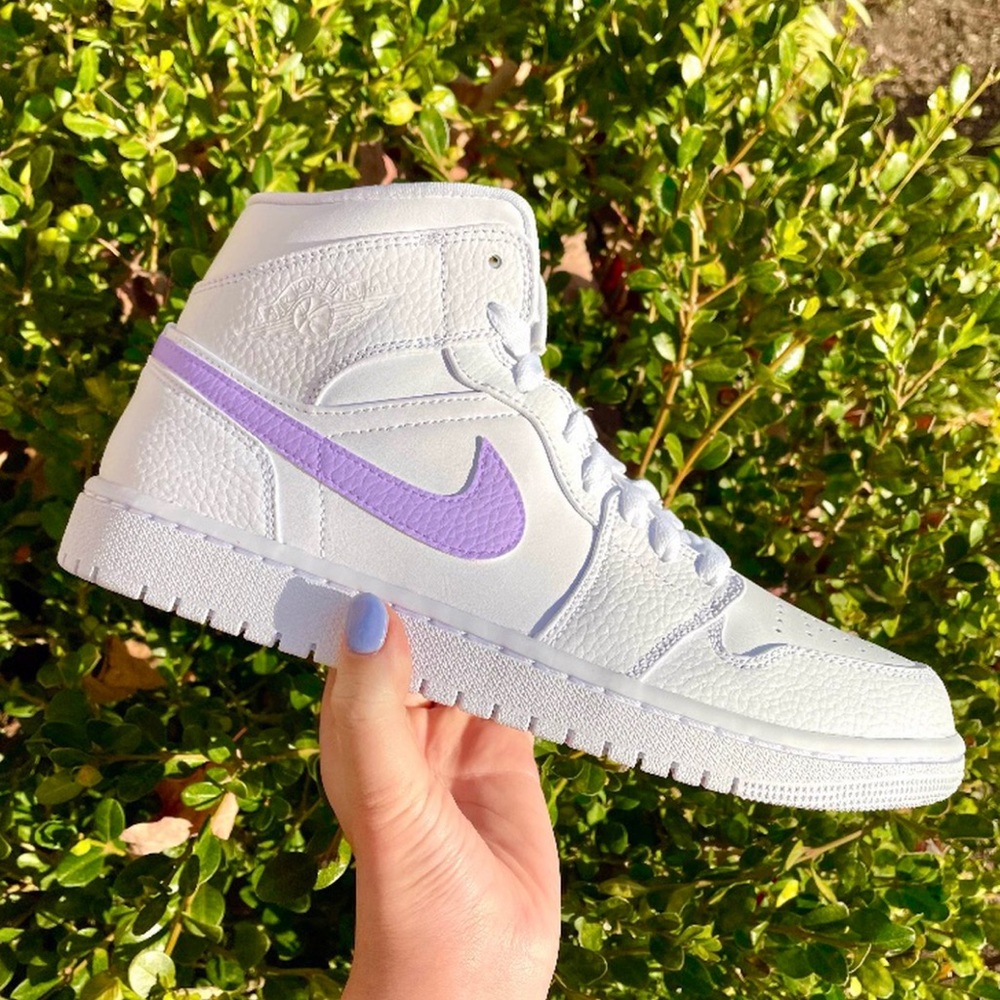 💜Custom Lilac Purple Air Jordan 1 Mids💜